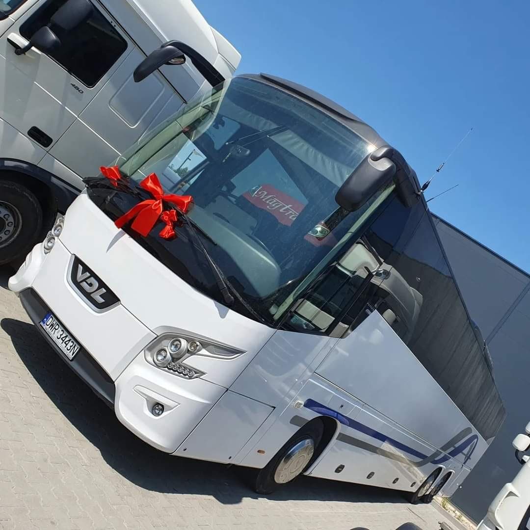 Flota autokarow i busow Busko-Zdroj, wynajem autokaru Autokar Busko